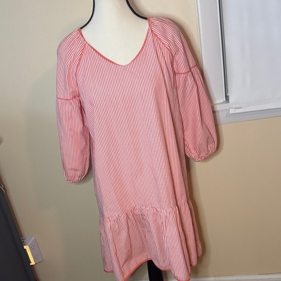crown & ivy Dresses & Skirts - Crown and Ivy women’s small summer bell dress‎ coral/white striped V neck
